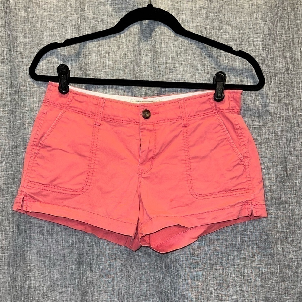 Old Navy Perfect 3.5 inch shorts size 4